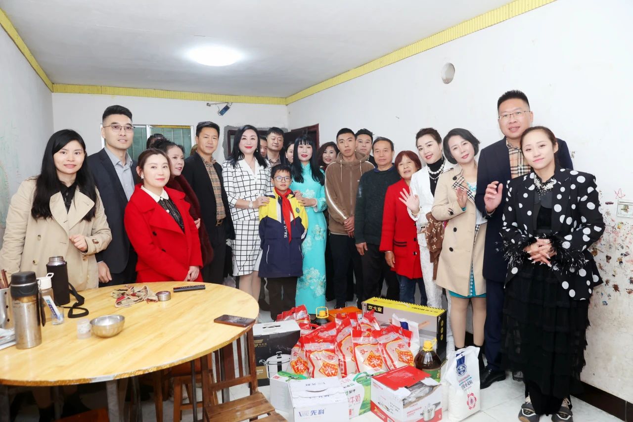 第237所 四川省绵阳市盐亭县文通镇尚赫孟艳艳小学 第237所 四川省绵阳市盐亭县文通镇尚赫孟艳艳小学